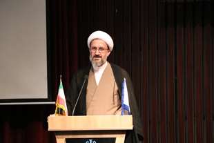  لزوم توجه به مطالعات انسانی و اسلامی در حوزه مدیریت منابع آب کشور